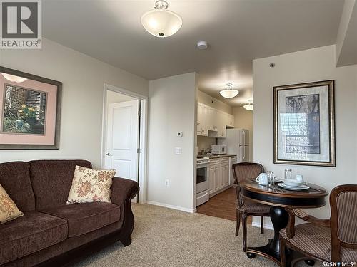 423 680 7Th Avenue E, Melville, SK - Indoor