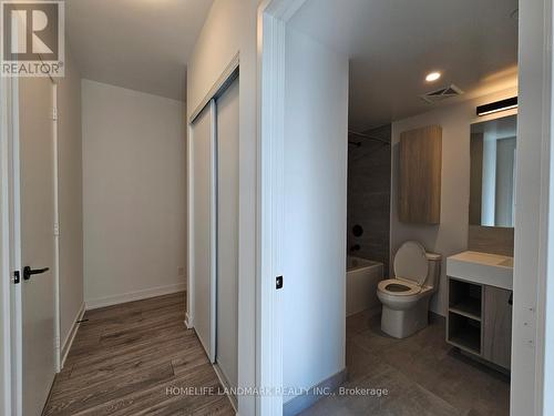 3710 - 108 Peter Street, Toronto, ON - Indoor Photo Showing Bathroom