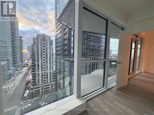 1502 - 110 Broadway Avenue, Toronto, ON - 