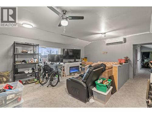 1978 Pleasant Valley Road, Spallumcheen, BC - Indoor