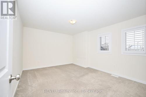 8787 Chickory Trail, Niagara Falls (Brown), ON - Indoor Photo Showing Other Room