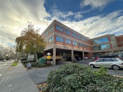 145-3066 Shelbourne St  Victoria, BC V8R 6T9