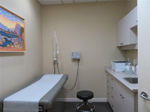 145-3066 Shelbourne St, Victoria, BC 