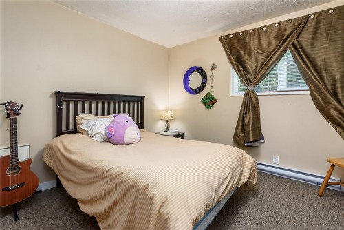 2030 Black Creek Rd, Black Creek, BC 