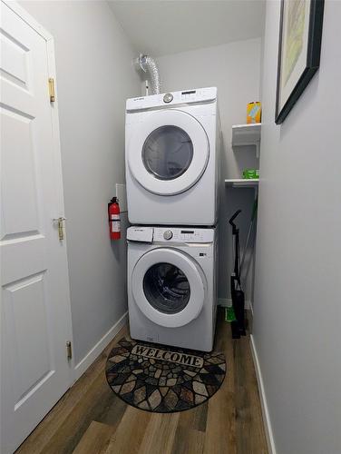 2008A-5052 Riverview Road, Fairmont Hot Springs, BC - Indoor Photo Showing Laundry Room