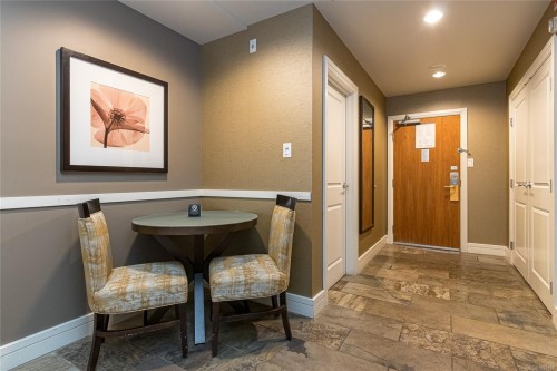 113/115A-1376 Lynburne Pl, Langford, BC - Indoor