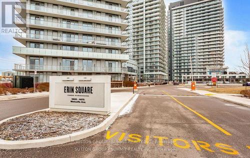 301 - 4655 Metcalfe Avenue, Mississauga, ON - Outdoor With Facade