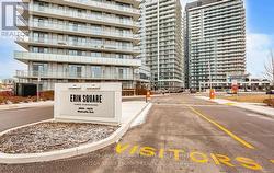 301 - 4655 METCALFE AVENUE  Mississauga, ON L5M 0Z7
