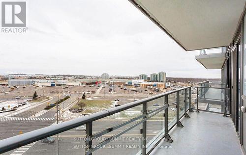 301 - 4655 Metcalfe Avenue, Mississauga, ON - Outdoor With View