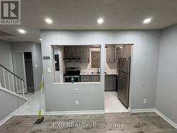 40 GLADSTONE SQUARE  Brampton, ON L6S 2H5