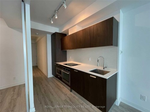 710-50 Charles Street E, Toronto, ON - Indoor Photo Showing Kitchen