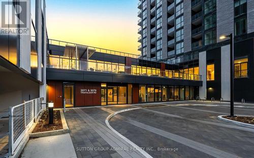 1204 - 3071 Trafalgar Road, Oakville, ON - Outdoor