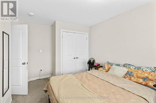 56 - 811 Sarnia Road, London North (North M), ON - Indoor Photo Showing Bedroom