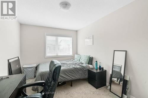 56 - 811 Sarnia Road, London North (North M), ON - Indoor Photo Showing Bedroom