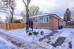 MAIN - 105 BRIMORTON DRIVE  Toronto, ON M1P 3Z8