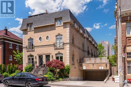 4 - 22 Balmoral Avenue, Toronto, ON - Outdoor With Facade