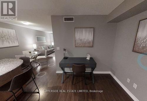 628 - 250 Wellington Street W, Toronto, ON - Indoor