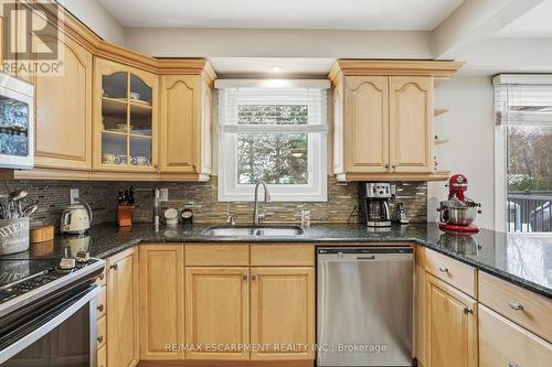 92 Briarwood Road, Markham, ON - Indoor Photo Showing Kitchen With Double Sink