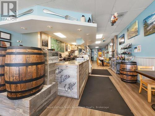 Dining Area and Counter - 65 James Street, Parry Sound, ON 