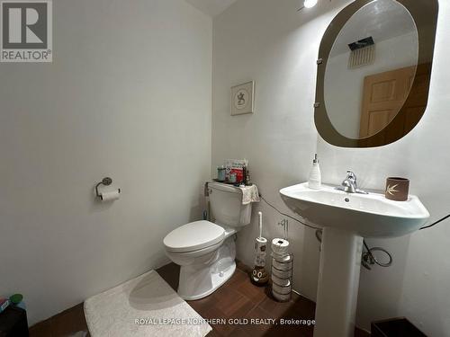 290 Grenfell Road, Kirkland Lake (Kl Outside), ON - Indoor Photo Showing Bathroom