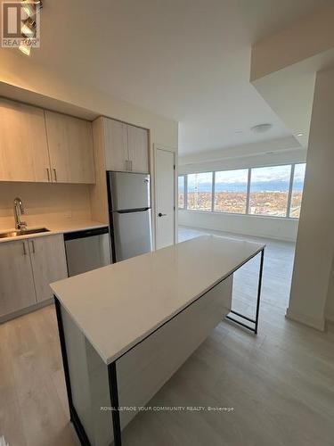 803 - 8020 Derry Road, Milton, ON - Indoor Photo Showing Kitchen