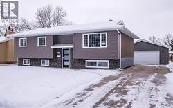 975 Sanderson CRESCENT  Prince Albert, SK S6V 6L2