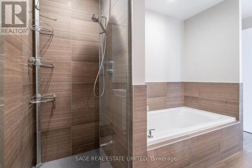 3505 - 8 Charlotte Street, Toronto, ON - Indoor Photo Showing Bathroom
