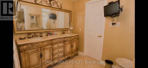 84 Longwater Chase, Markham, ON - Indoor