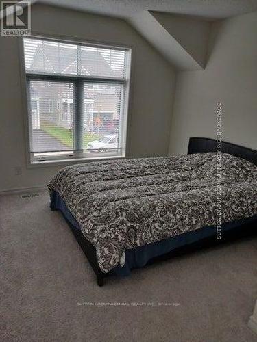 33 Sandhill Crane Drive, Wasaga Beach, ON - Indoor Photo Showing Bedroom