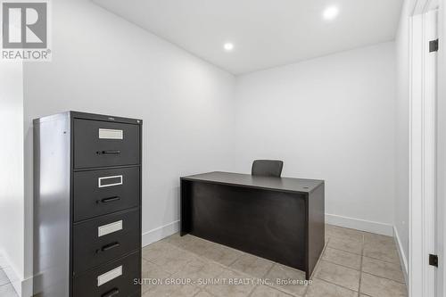 7 - 1253 Silvan Forest Drive, Burlington, ON - Indoor