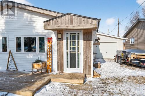 1457 Lakeshore Road, Haldimand, ON - Outdoor With Exterior