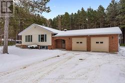 1137 LOCKSLEY ROAD  Laurentian Valley, ON K8A 6W5
