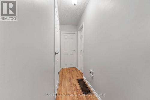 1137 Locksley Road, Laurentian Valley, ON - Indoor Photo Showing Other Room