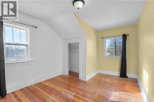 5932 Carlton Avenue, Niagara Falls, ON - Indoor Photo Showing Other Room