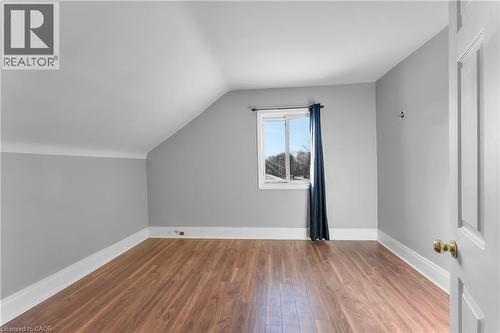 5932 Carlton Avenue, Niagara Falls, ON - Indoor Photo Showing Other Room