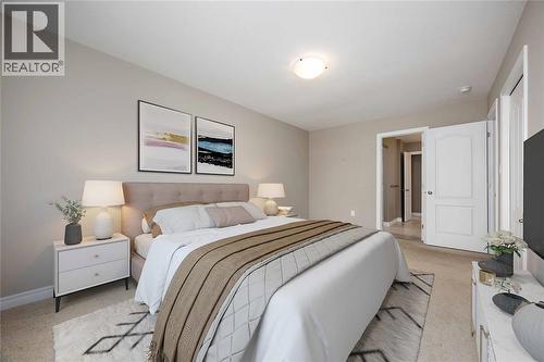 240 Bentley Court, Sarnia, ON - Indoor Photo Showing Bedroom