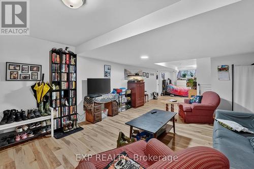 24 Charles Street, Port Colborne, ON - Indoor