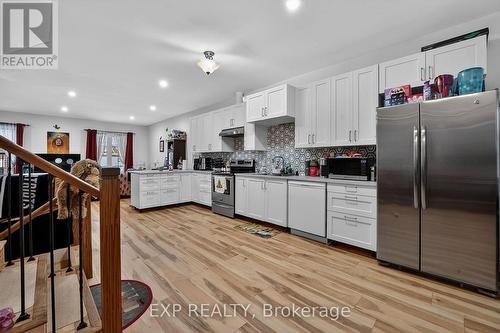 24 Charles Street, Port Colborne, ON - Indoor Photo Showing Kitchen