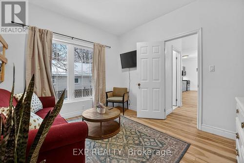 24 Charles Street, Port Colborne, ON - Indoor