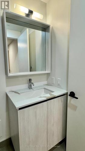 819 - 35 Parliament Street, Toronto, ON - Indoor Photo Showing Bathroom