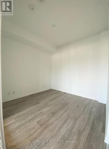 622 - 2020 Bathurst Street, Toronto, ON - Indoor Photo Showing Other Room