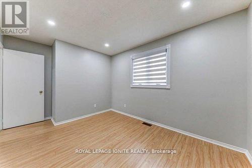 160 Twyn Rivers Drive, Pickering, ON - Indoor Photo Showing Other Room