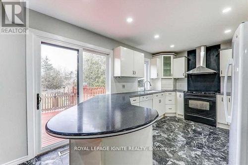 160 Twyn Rivers Drive, Pickering, ON - Indoor Photo Showing Other Room