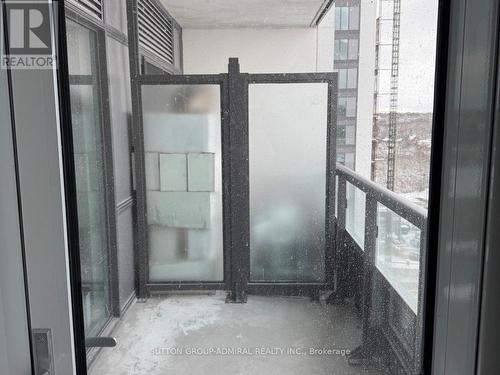 B1001 - 715 Davis Drive E, Newmarket, ON - Outdoor With Exterior