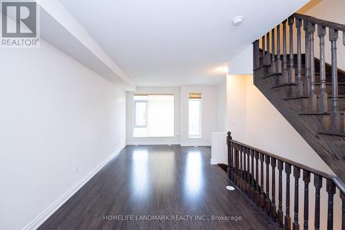 319 South Park Road, Markham, ON - Indoor Photo Showing Other Room