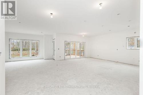 56 Brennan Avenue, Barrie, ON - Indoor Photo Showing Other Room