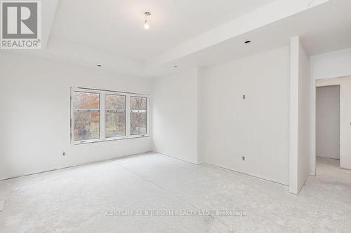 56 Brennan Avenue, Barrie, ON - Indoor Photo Showing Other Room