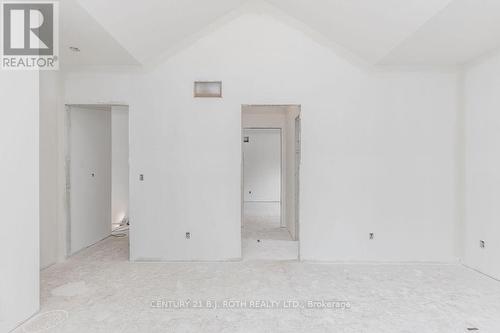 56 Brennan Avenue, Barrie, ON - Indoor Photo Showing Other Room