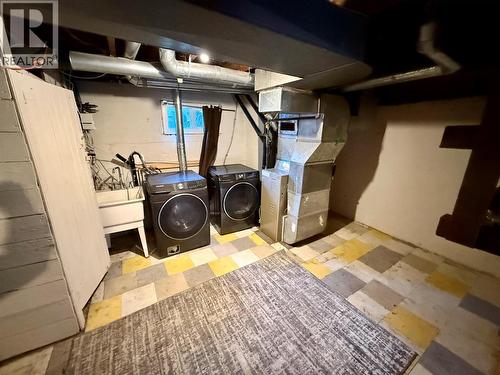 273 Railway Lane, Trail, BC - Indoor