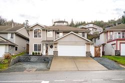 122 43995 CHILLIWACK MOUNTAIN ROAD|Chilliwack Mountain  Chilliwack, BC V2R 5M1